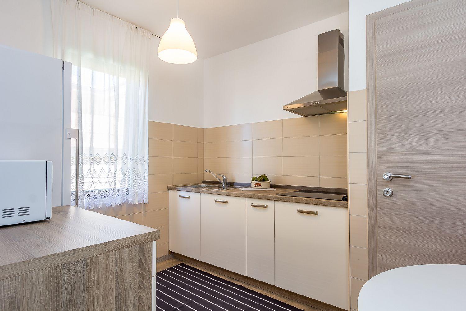 Neu Renovierte Ferienwohnung Mit Klima, Wlan, Terrasse Und Grill Pula Exterior photo